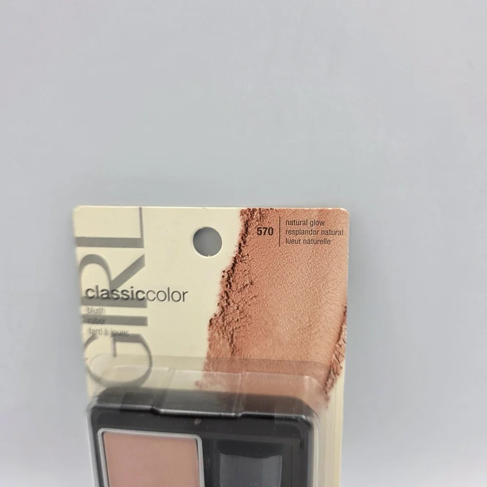 Covergirl Clean Classic Color 570 Natural Glow .3 oz
